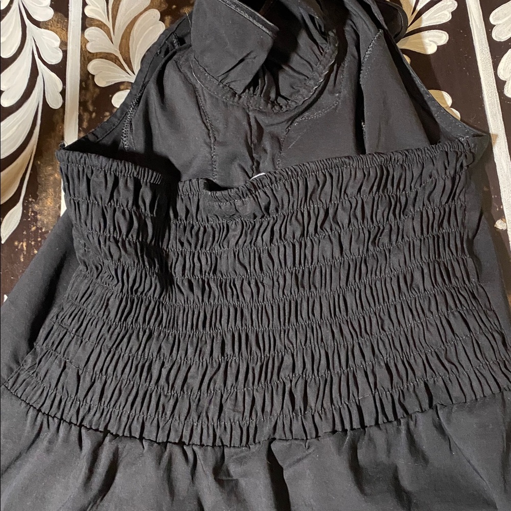 Chic Black Ruffled top - Picture 6 of 6